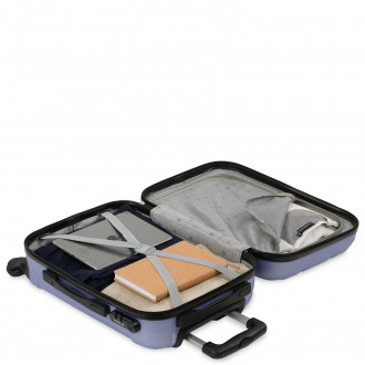 Havel rigid medium suitcases with a capacity of 58 L