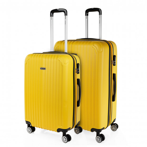 Medium Sevron rigid suitcases with capacity of 104 L