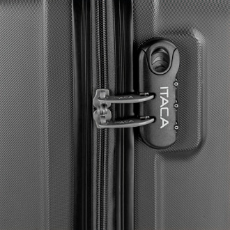 Medium Elba rigid suitcases with a capacity of 100 L