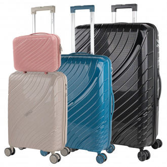 Medium rigid/soft suitcases with a capacity of L