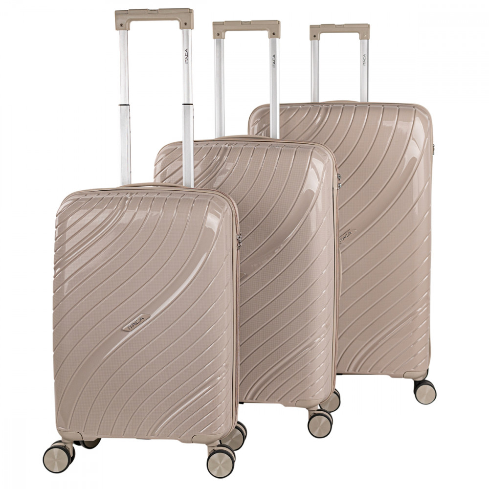 Medium rigid/soft suitcases with a capacity of L